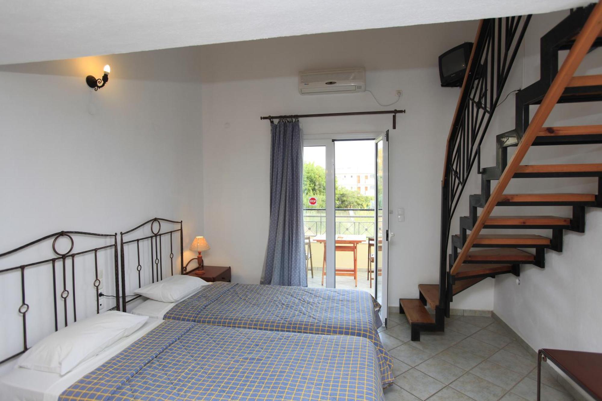 טרולוס Yiannis Studios מראה חיצוני תמונה
